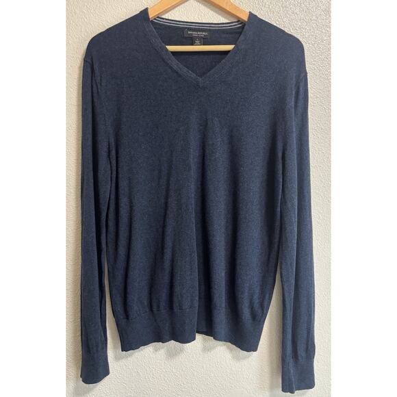Banana Republic Luxury Blend Men’s Size Large Silk Cashmere Sweater Blue V-Neck - Picture 1 of 9
